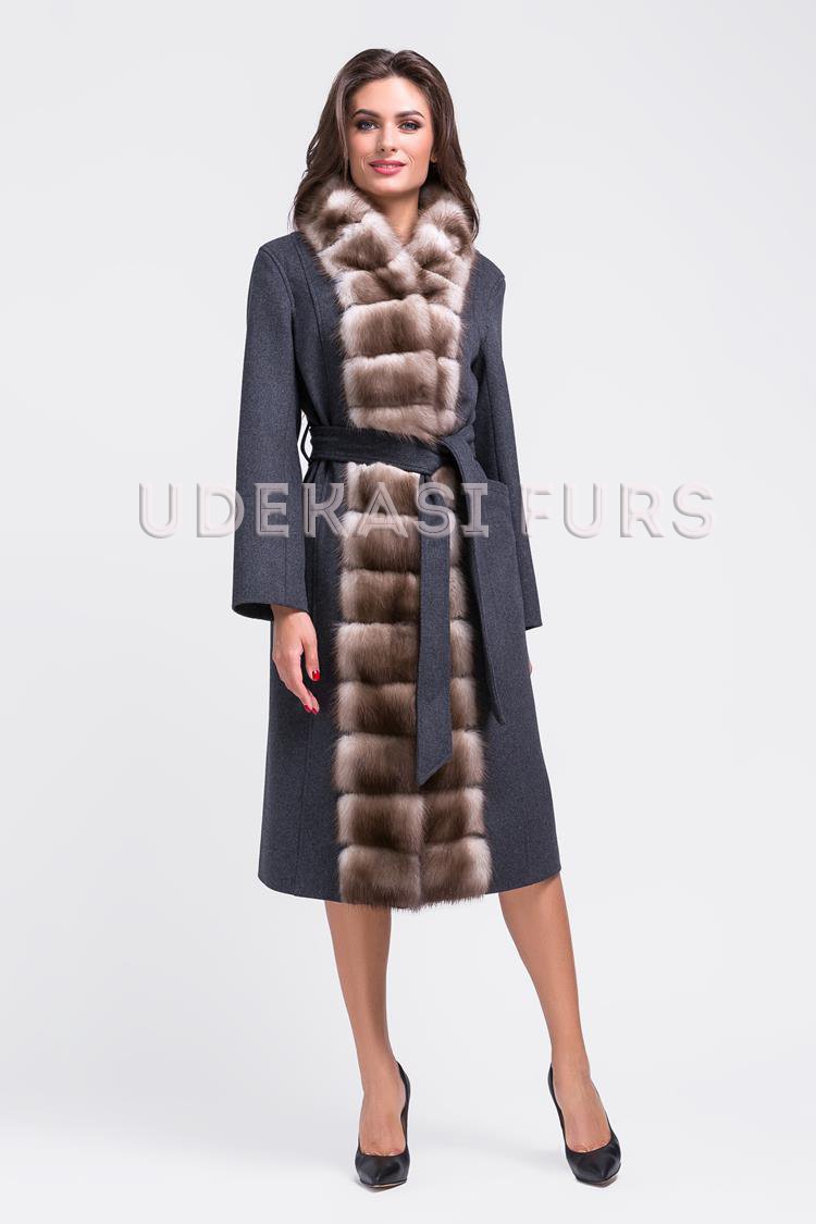 Пальто с мехом каменной куницы 9037-05 Udekasi Furs 