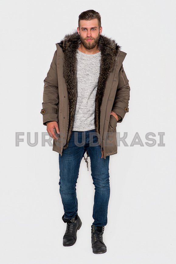 Куртка хаки с мехом енота полоскуна 4146-08 | Udekasi Furs